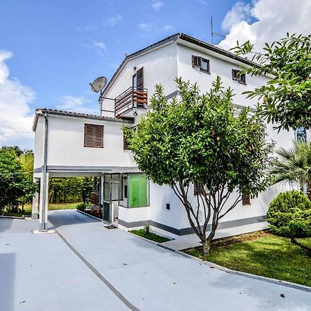 Apartmani Andrea Pula Luaran gambar